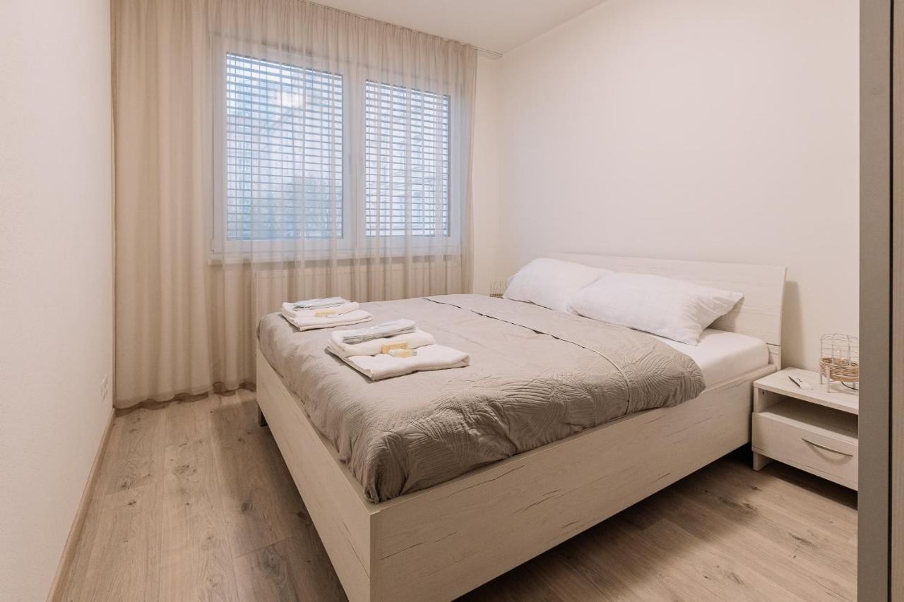 Skau Dunajska 58A Apt3 Bratislava Exterior foto