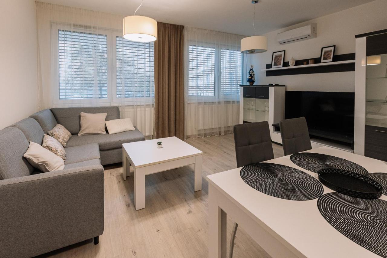 Skau Dunajska 58A Apt3 Bratislava Exterior foto